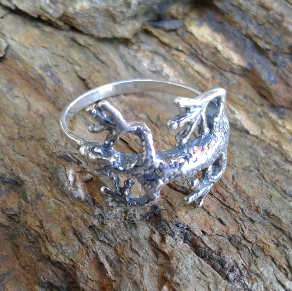 Sterling Silver Lizard Ring Size 9 - image 6